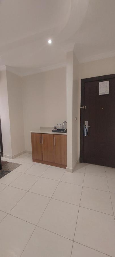 فندق ربوة الصفوة 8 - Rabwah Al Safwa Hotel 8 Médine Extérieur photo